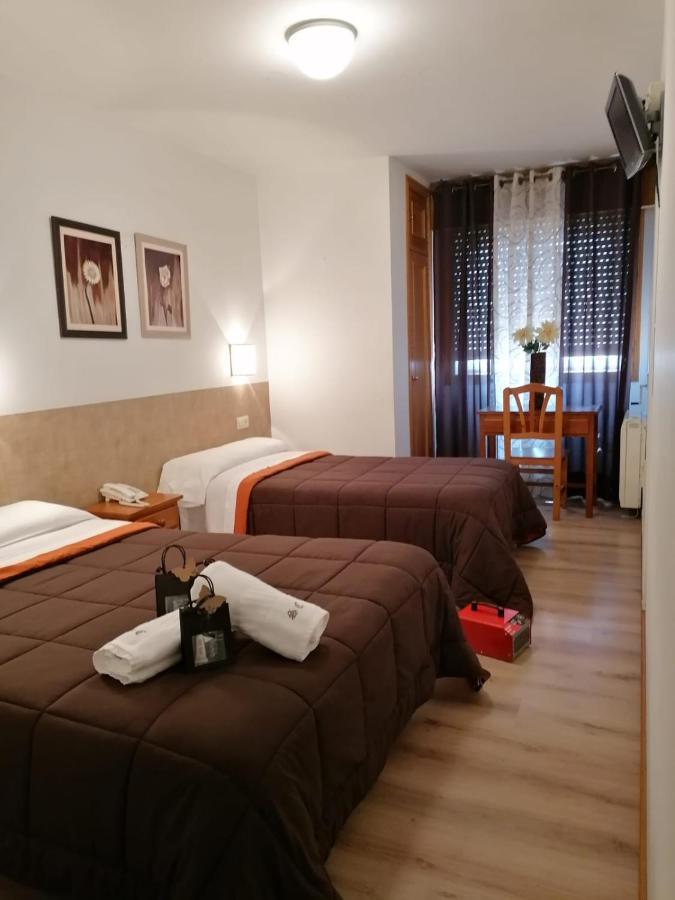 Pension Santa Clara 아 코루냐 외부 사진